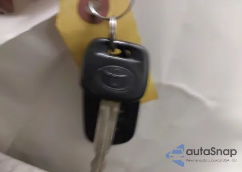 2004 Toyota Corolla Le z USA, uszkodzony, nr VIN 2T1BR38E34C212967